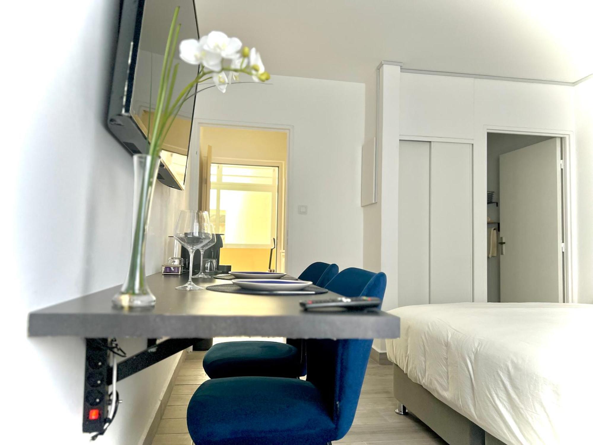 Appartement T1 - Le Paille En Queue - Neuf, Vue Jardin, 11Min Aeroport à Saint-Denis Extérieur photo